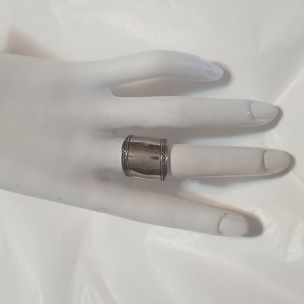 925 STERLING SILVER ELONGATED RING, DESIGNED W/curve, NWOT Sz 5.5/6